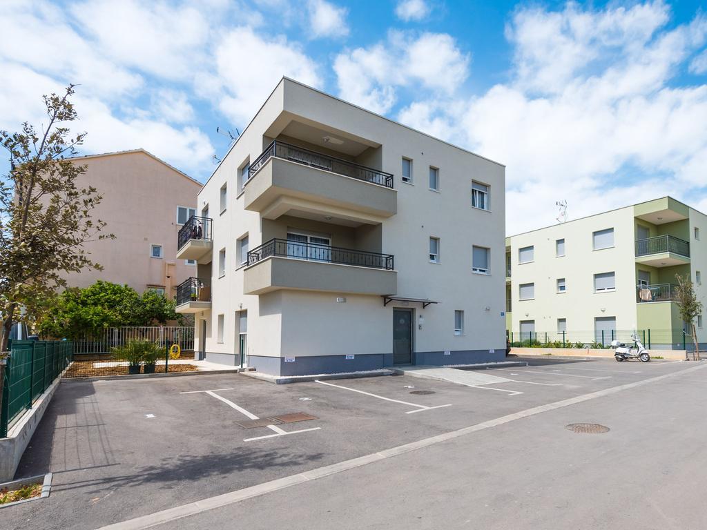 Apartment Bingo Трогир Екстериор снимка