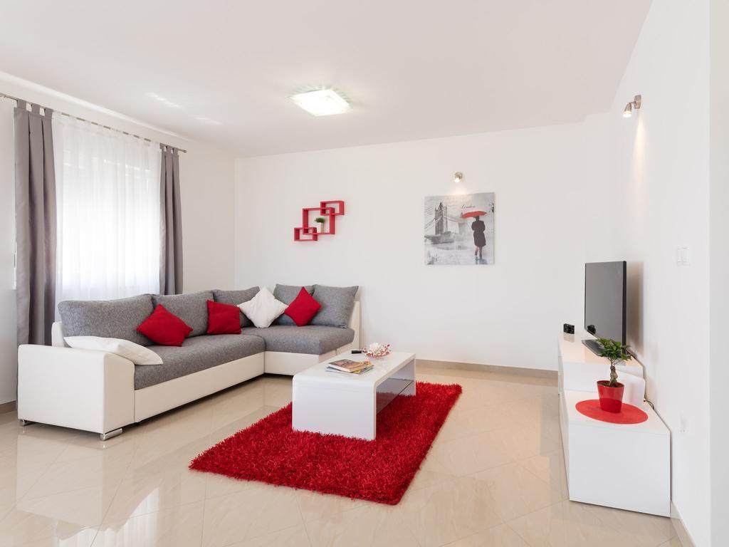Apartment Bingo Трогир Екстериор снимка